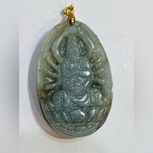 Thousand-hand Guanyin pendant